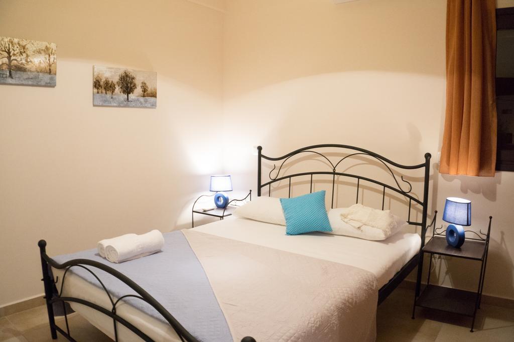 Porfyra'S Island Apartment Makrýgialos Екстериор снимка