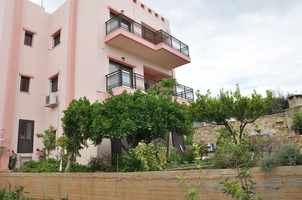 Porfyra'S Island Apartment Makrýgialos Екстериор снимка