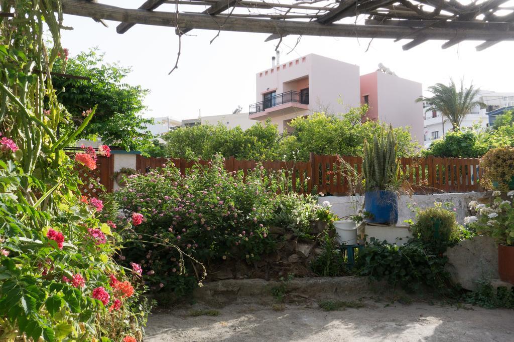 Porfyra'S Island Apartment Makrýgialos Екстериор снимка